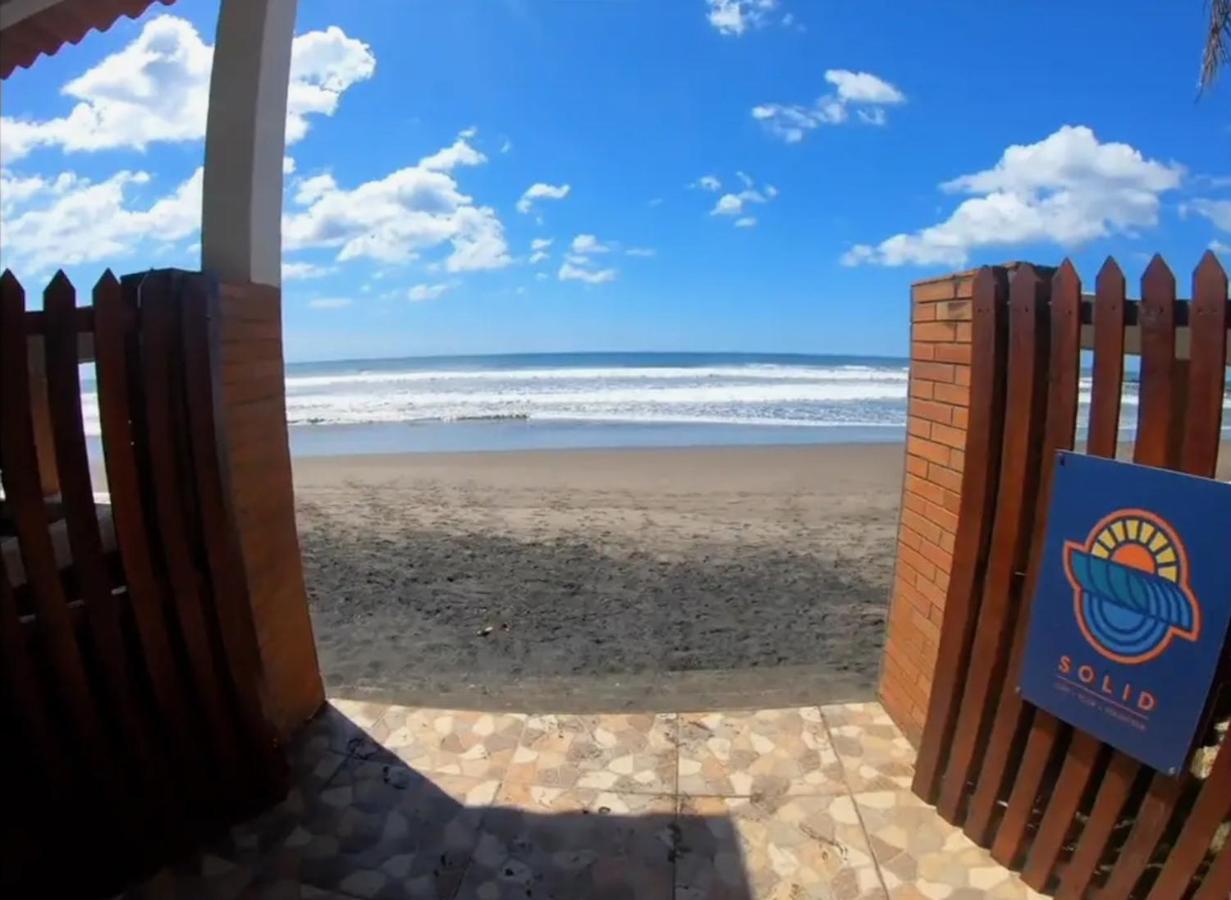 Solid Surf Camp Hostel Nicaragua Transito Exterior foto