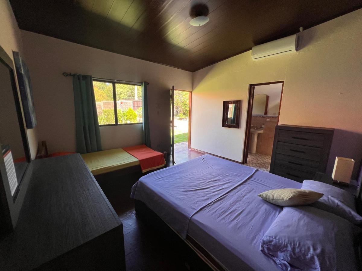 Solid Surf Camp Hostel Nicaragua Transito Exterior foto
